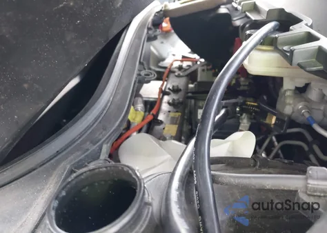 2021 Tesla Model Y Long Range Dual Motor All-Wheel Drive z USA, uszkodzony, nr VIN 5YJYGDEE2MF200315